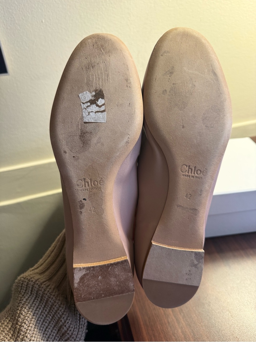 Chloe Scalloped Flats in nude size 42 (US11) - Picture 6 of 7